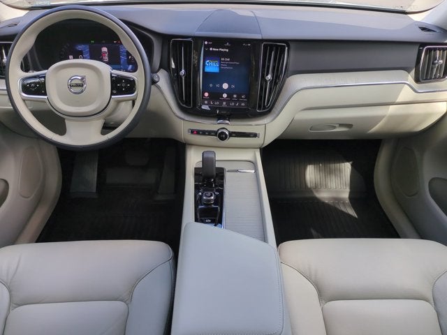 2024 Volvo XC60 Plus Dark Theme