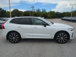 2023 Volvo XC60 Plus Dark Theme