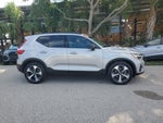 2025 Volvo XC40 B5 Plus Dark Theme