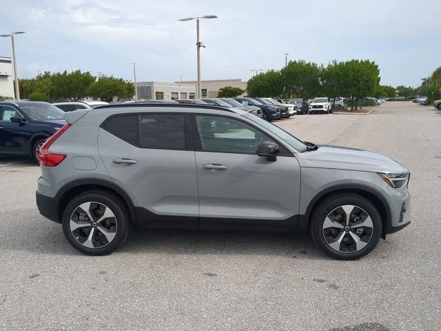 2026 Volvo XC40 Plus