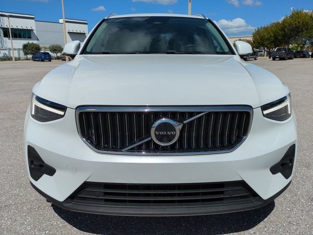 2023 Volvo XC40 Ultimate Bright Theme
