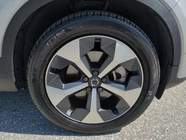 2023 Volvo XC40 Ultimate Bright Theme