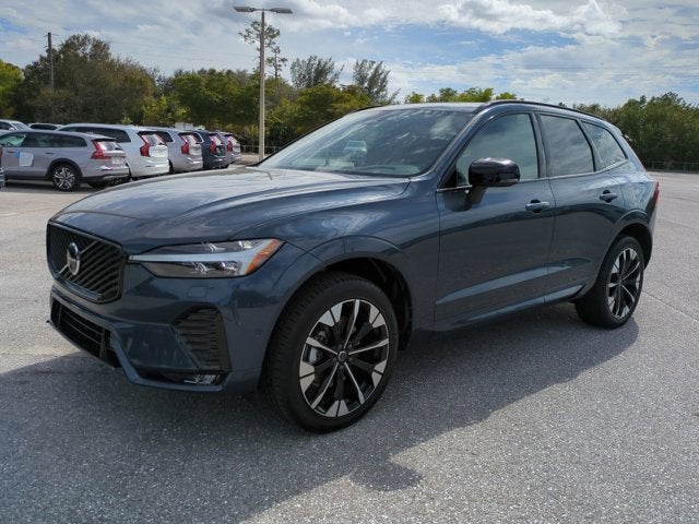 2026 Volvo XC60 Plus
