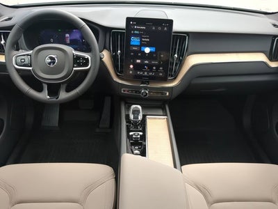2026 Volvo XC60 Plus