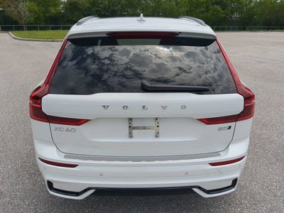 2026 Volvo XC60 Plus