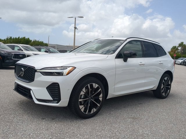 2026 Volvo XC60 Plus