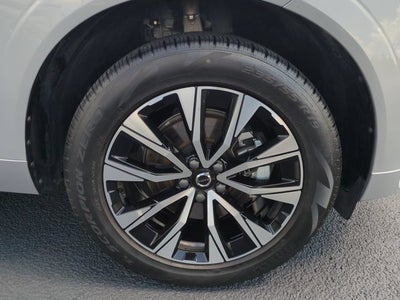 2025 Volvo XC60 Core