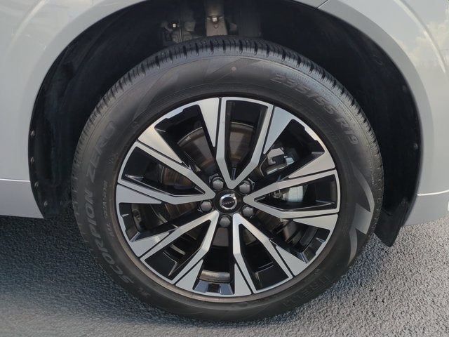 2025 Volvo XC60 Core