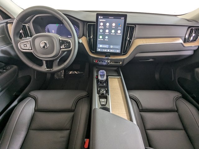 2026 Volvo XC60 B5 AWD Ultra
