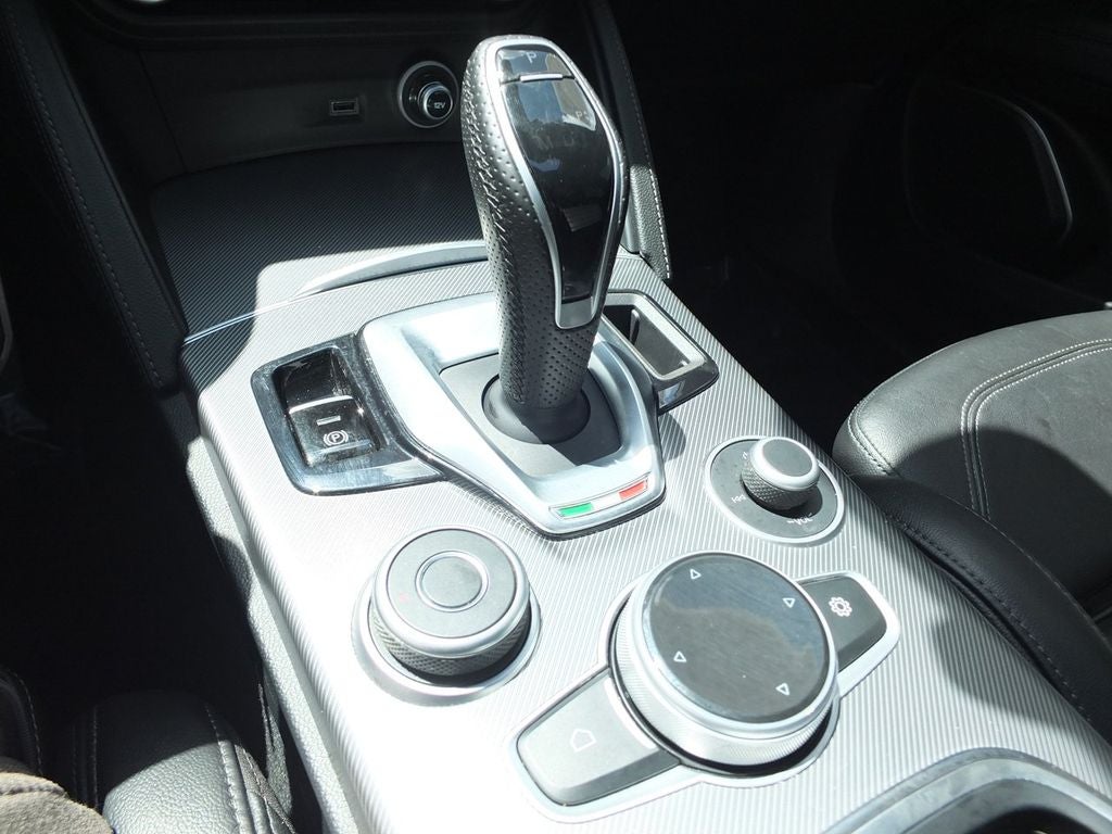 2023 Alfa Romeo Stelvio Veloce