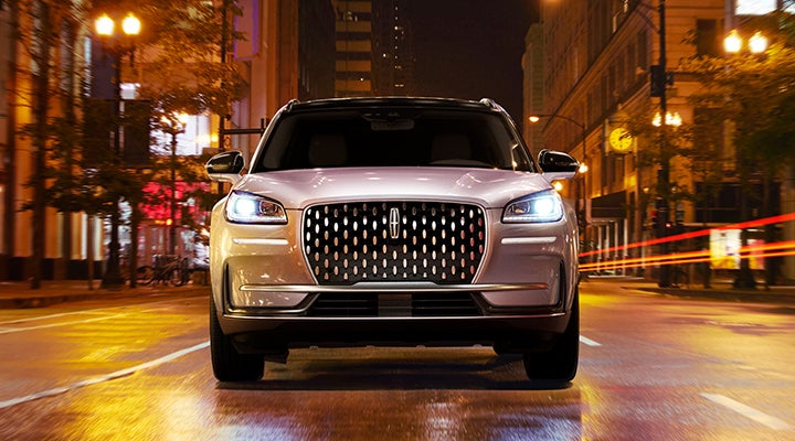 The striking grille of a 2024 Lincoln Corsair® SUV is shown. | Gary Yeomans Lincoln in Daytona Beach FL