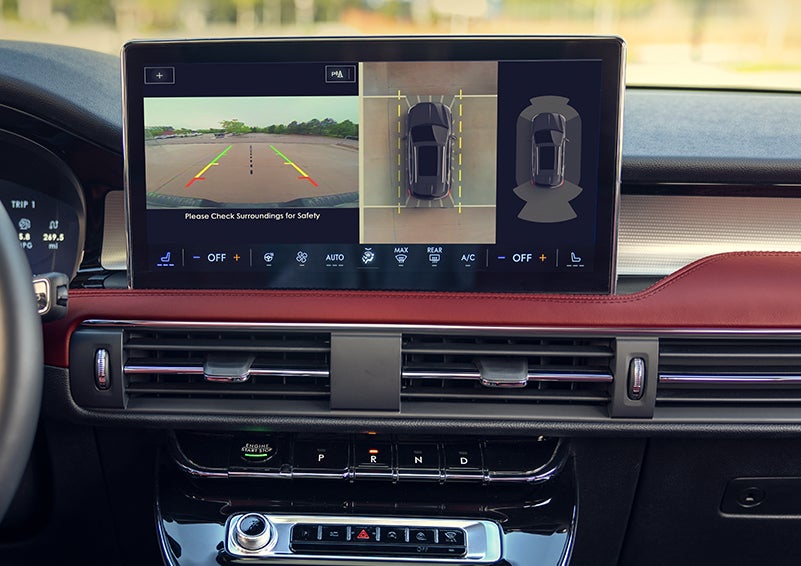 The large center touchscreen of a 2024 Lincoln Corsair® SUV is shown. | Gary Yeomans Lincoln in Daytona Beach FL