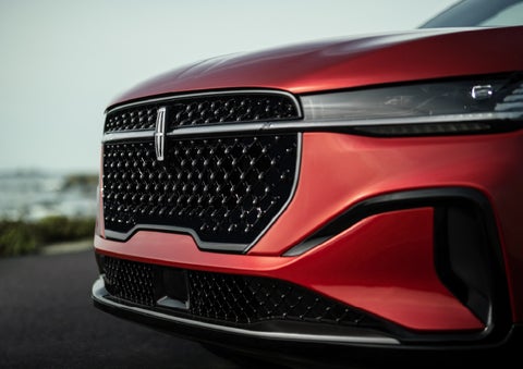 The sleek grille of a 2026 Lincoln Nautilus® SUV with the available Jet Appearance Package makes a bold statement. | Gary Yeomans Lincoln in Daytona Beach FL