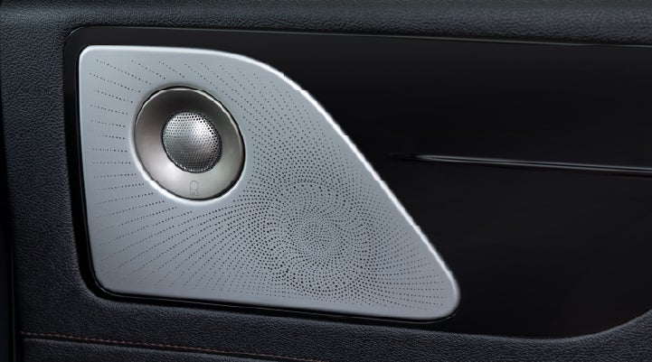 A close-up view of the available Revel® Ultima 3D Audio System. | Gary Yeomans Lincoln in Daytona Beach FL
