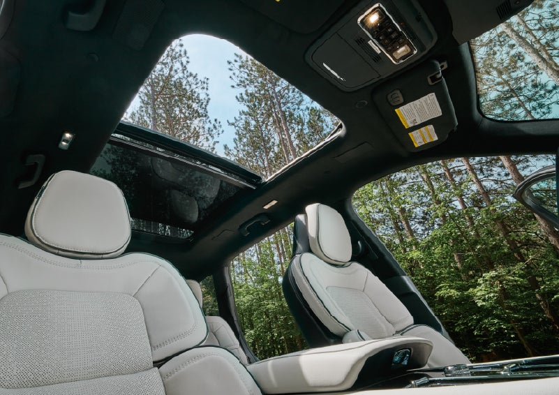 The front seats of a 2027 Lincoln Aviator® Black Label™ SUV | Gary Yeomans Lincoln in Daytona Beach FL